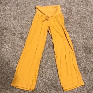 Linen maternity pants!